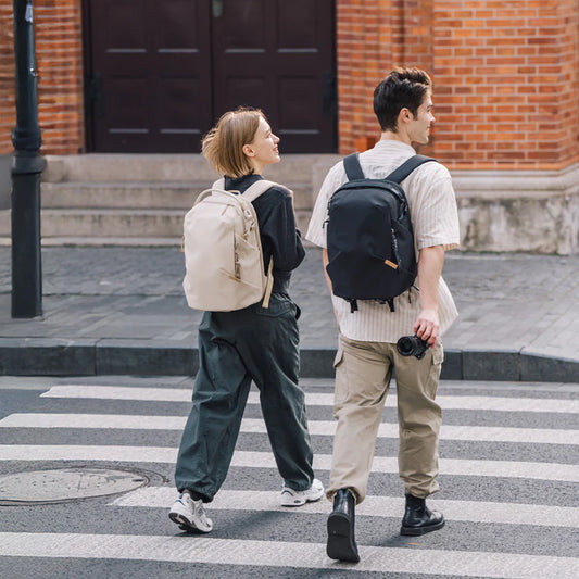 [BRAND NEW] PGY PGYTECH OneGo Lite Backpack 22L Cream