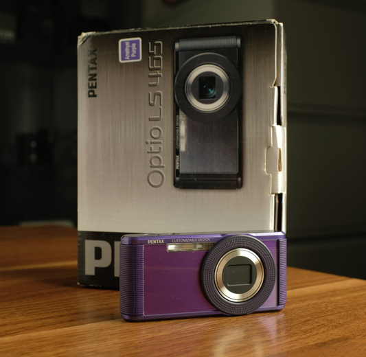 [Preowned] Pentax Optio LS 465 16 Megapixel Point-n-Shoot