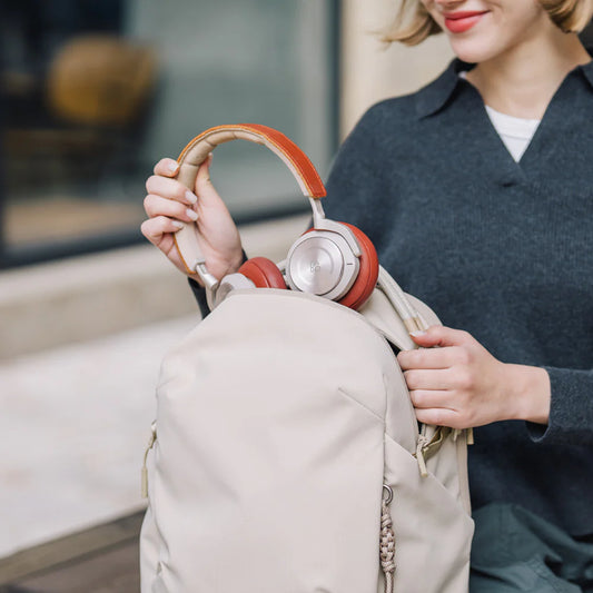 [BRAND NEW] PGY PGYTECH OneGo Lite Backpack 22L Cream