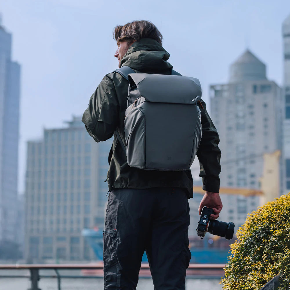 [BRAND NEW] PGY PGYTECH OneGo 2 Lite Backpack 20L Pine Green