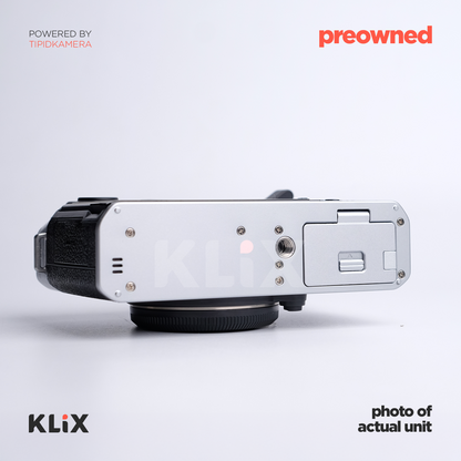 [PREOWNED] Fujifilm X-E4 (Silver)