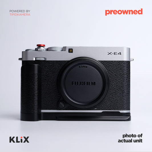 [PREOWNED] Fujifilm X-E4 (Silver)